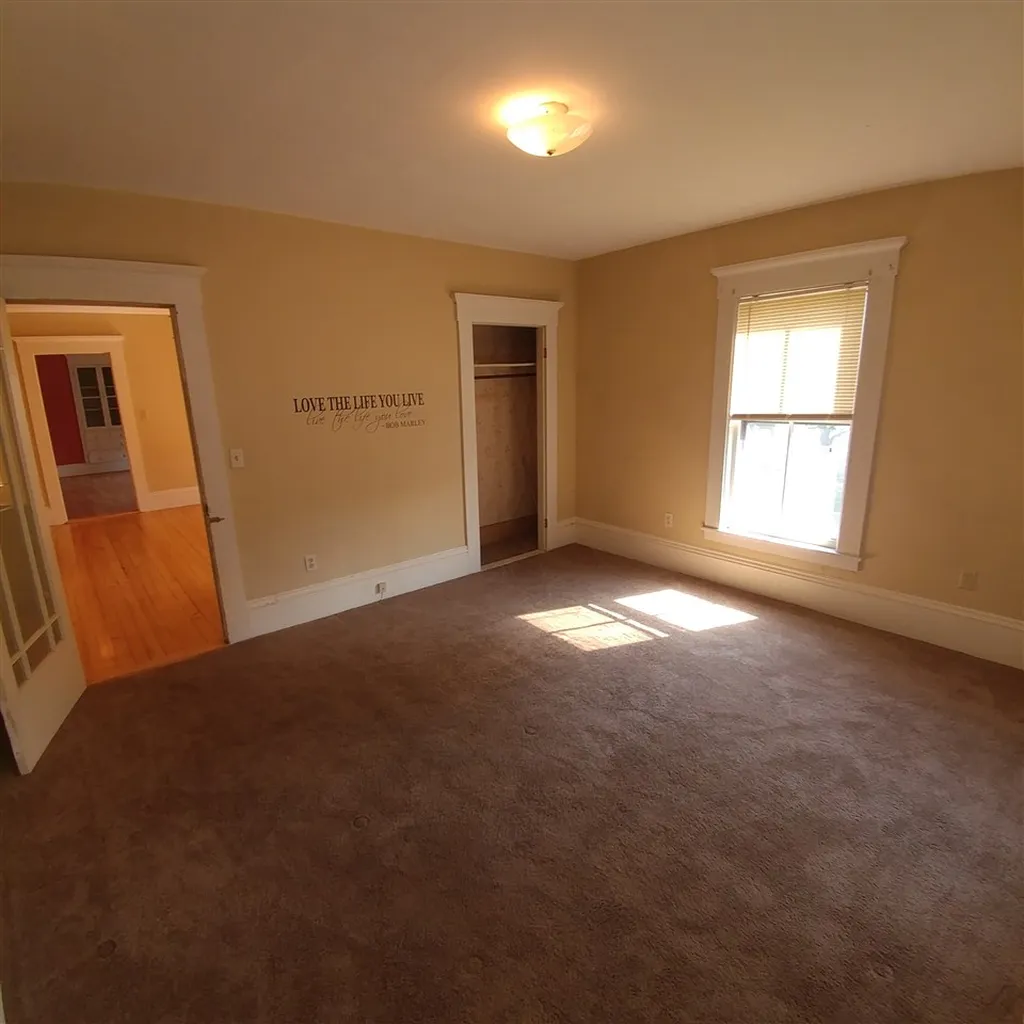 106 Brook Street Manchester NH 03104