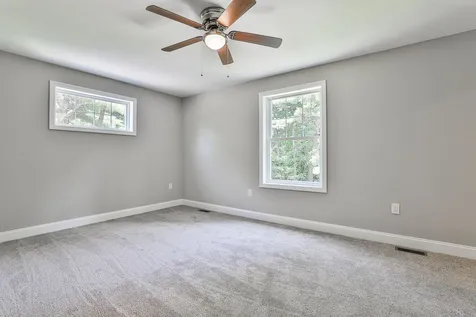 13 Hemlock Springs Road Derry NH 03038