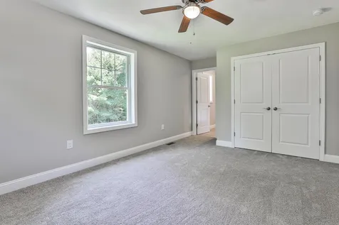 13 Hemlock Springs Road Derry NH 03038