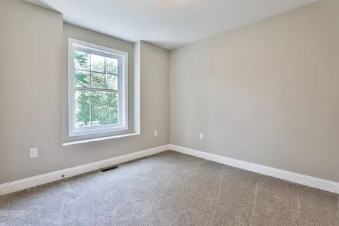 13 Hemlock Springs Road Derry NH 03038