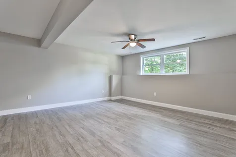 13 Hemlock Springs Road Derry NH 03038