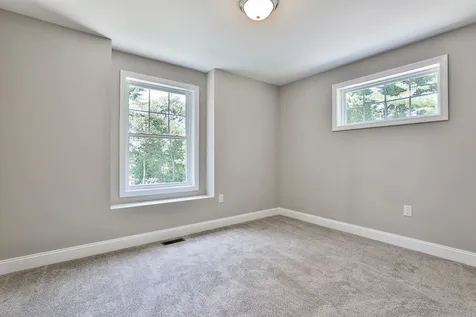 13 Hemlock Springs Road Derry NH 03038