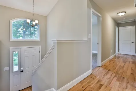 13 Hemlock Springs Road Derry NH 03038