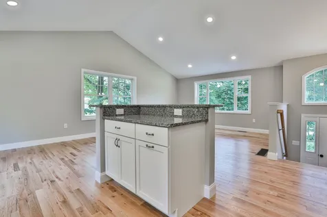 13 Hemlock Springs Road Derry NH 03038