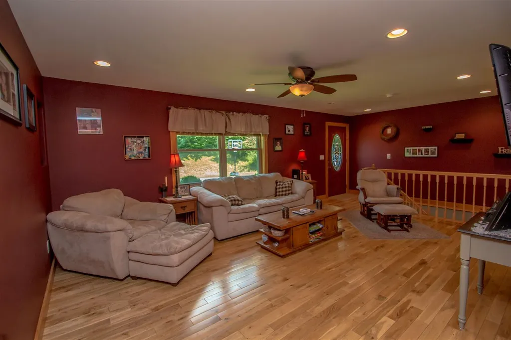 286 Union Road Dalton NH 03598