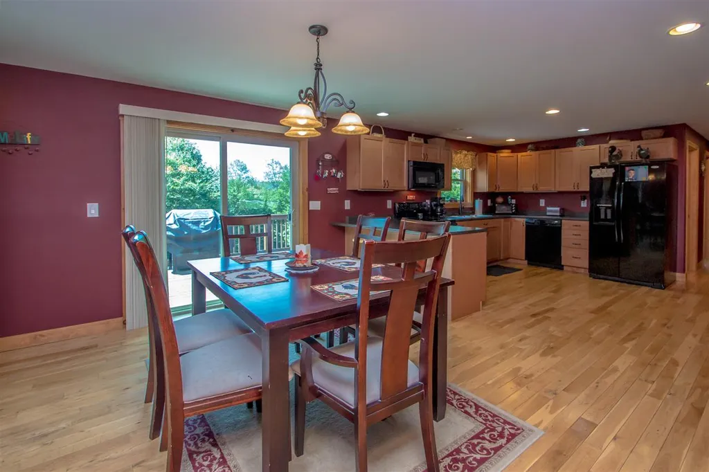 286 Union Road Dalton NH 03598