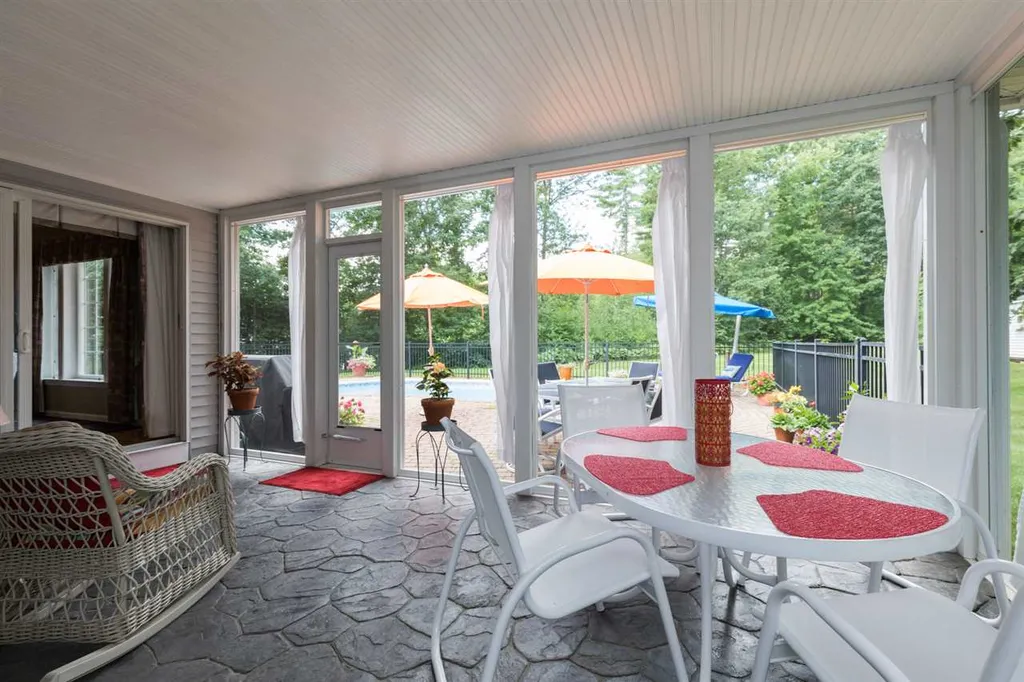 61 Sullivan Farm Drive Rochester NH 03868