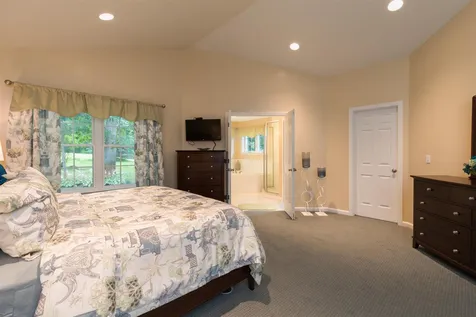 61 Sullivan Farm Drive Rochester NH 03868