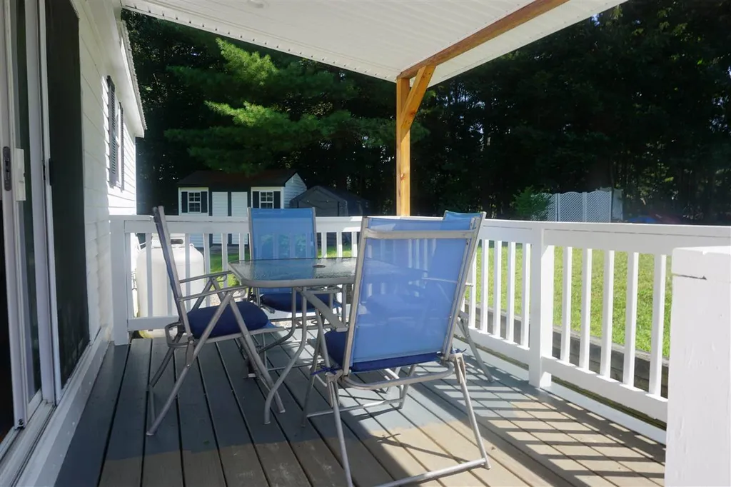 7 Brenda Street Nashua NH 03062