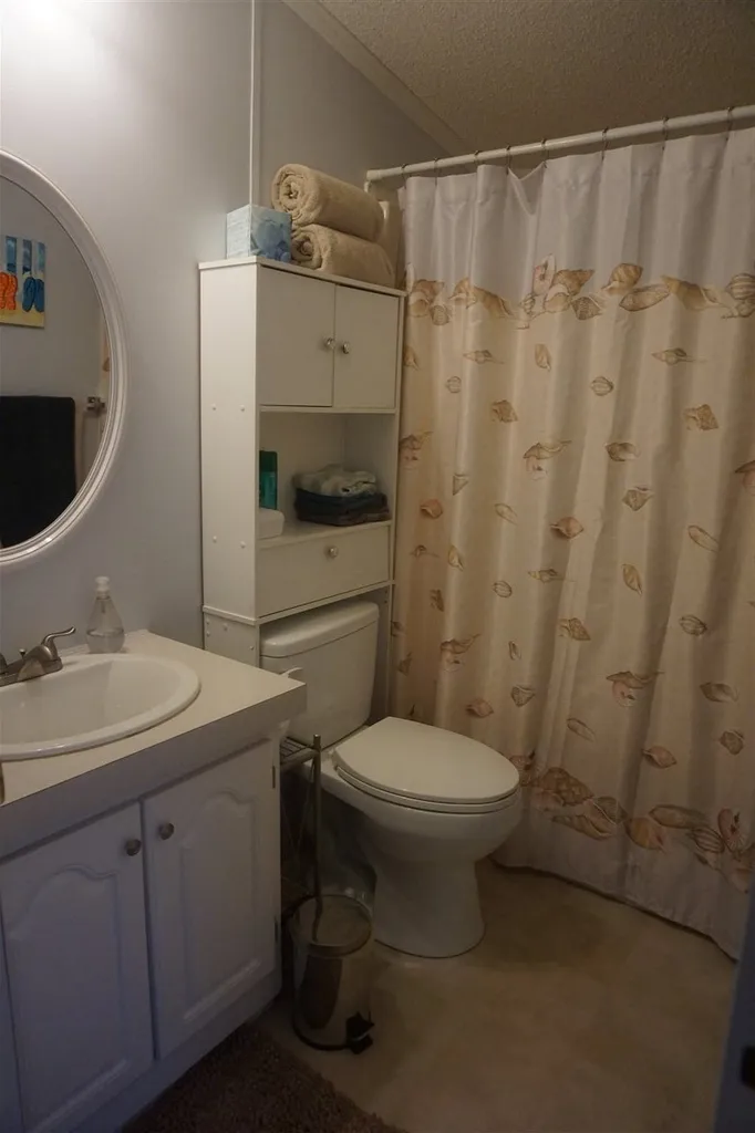 7 Brenda Street Nashua NH 03062