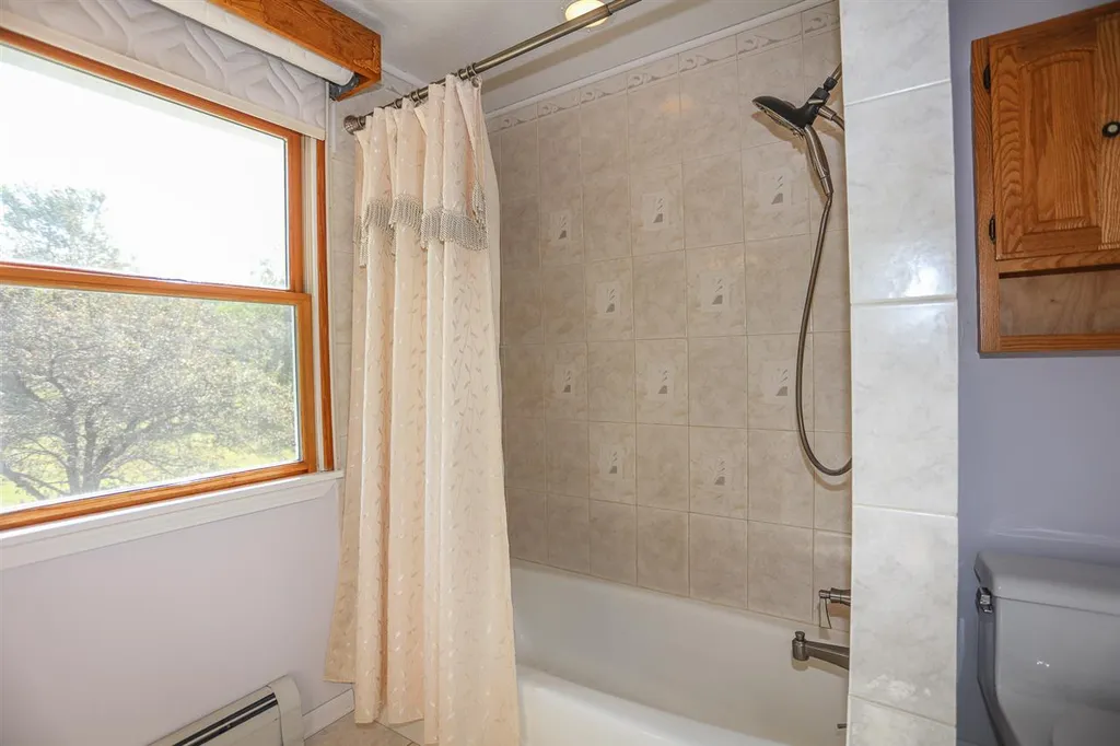 87 Sargent Road Sunapee NH 03782