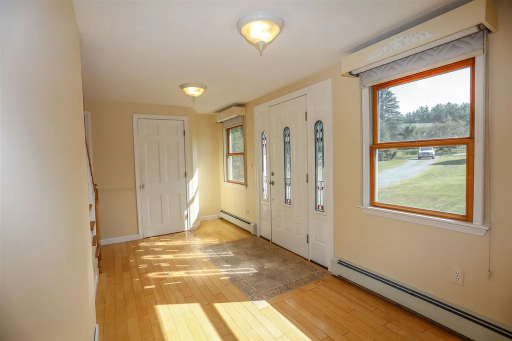 87 Sargent Road Sunapee NH 03782