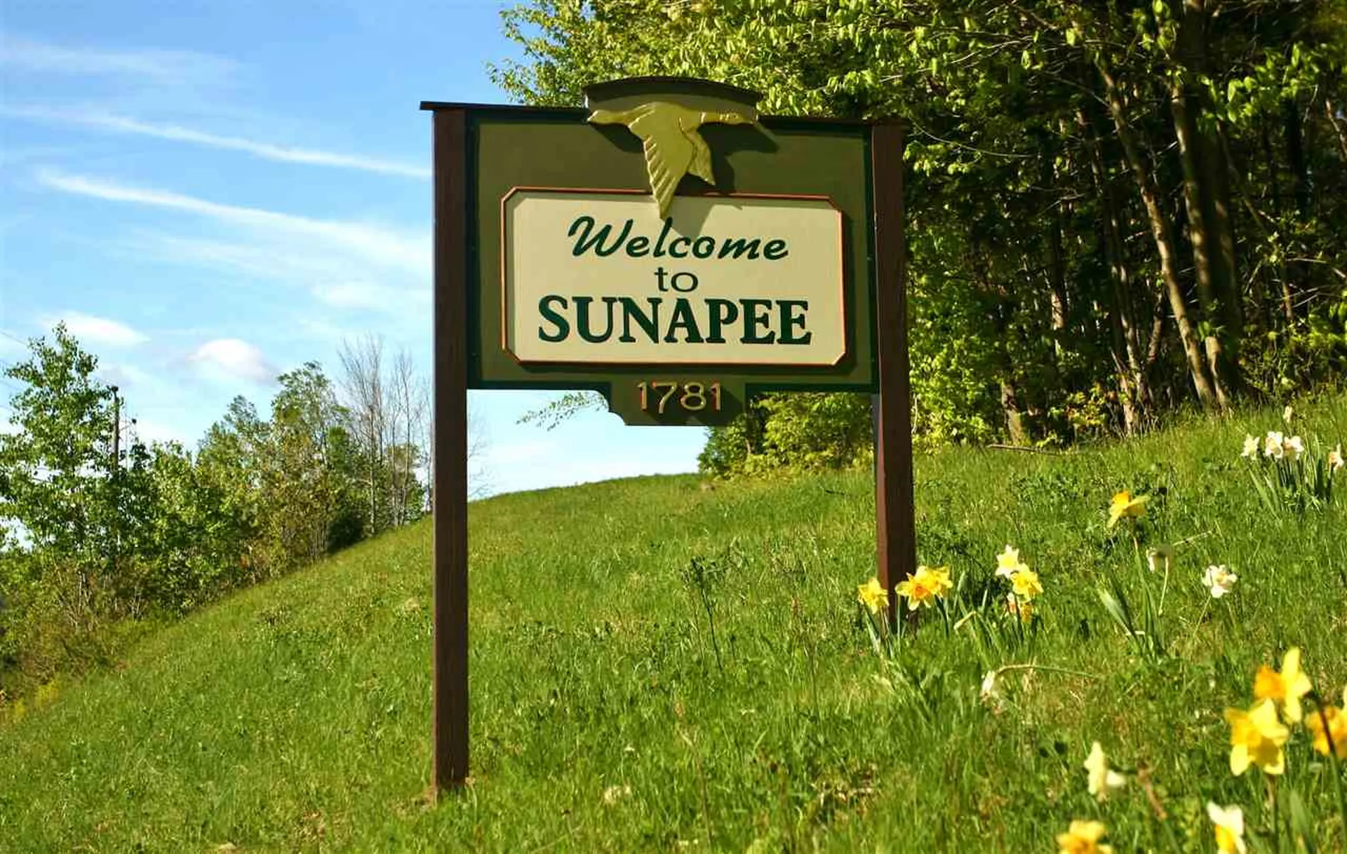 87 Sargent Road Sunapee NH 03782