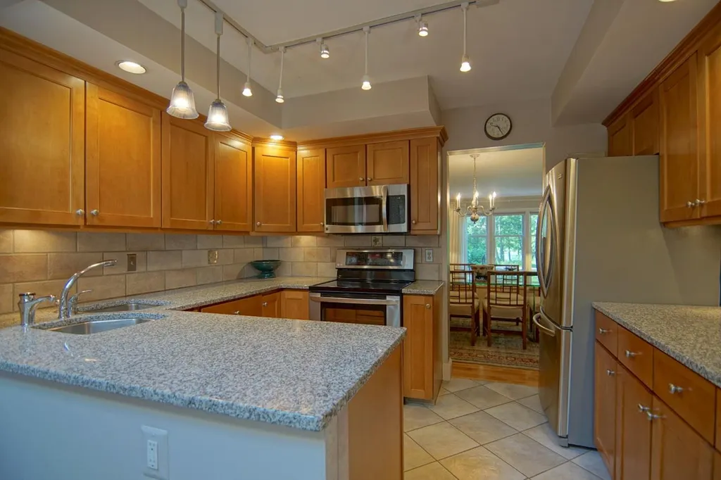 579 Sagamore Avenue Portsmouth NH 03801