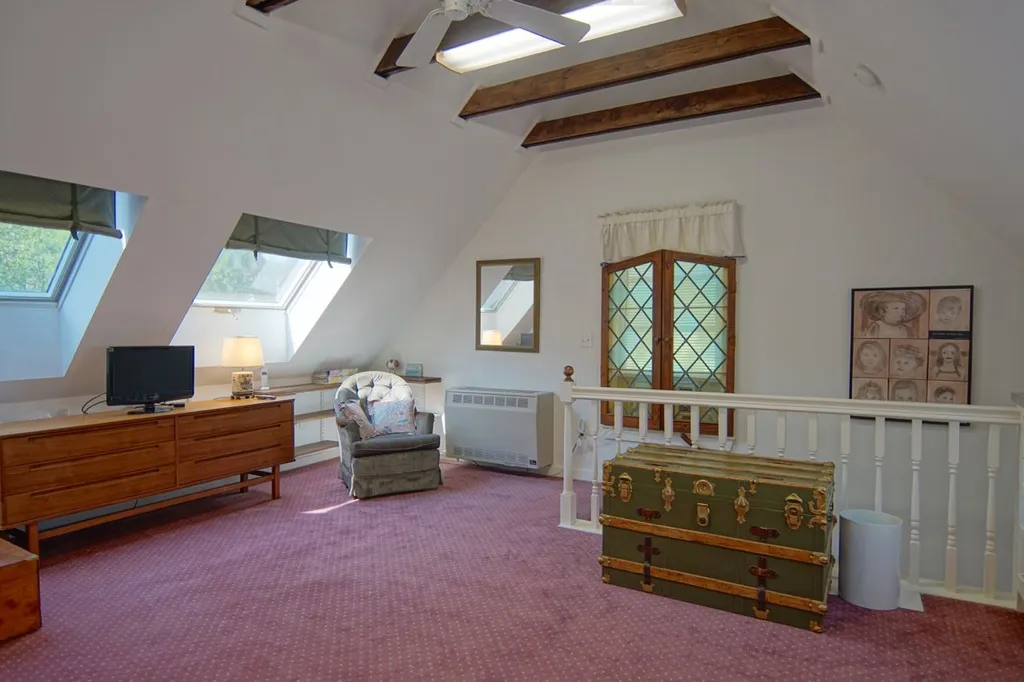 579 Sagamore Avenue Portsmouth NH 03801
