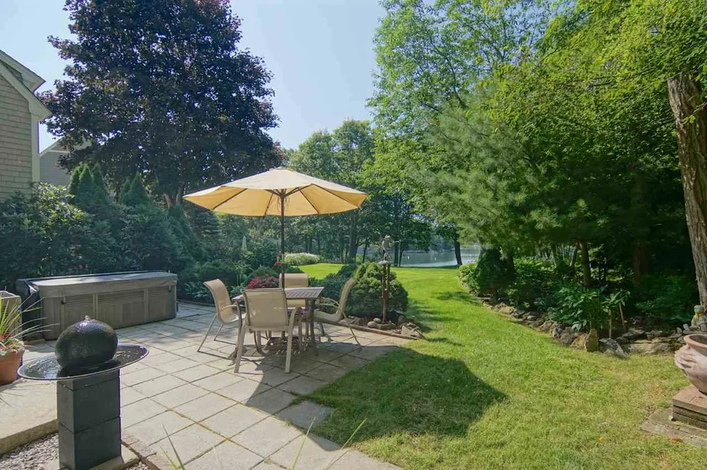 579 Sagamore Avenue Portsmouth NH 03801