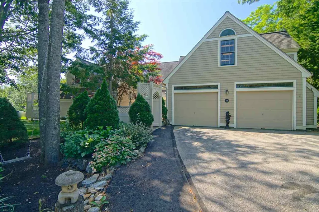 579 Sagamore Avenue Portsmouth NH 03801