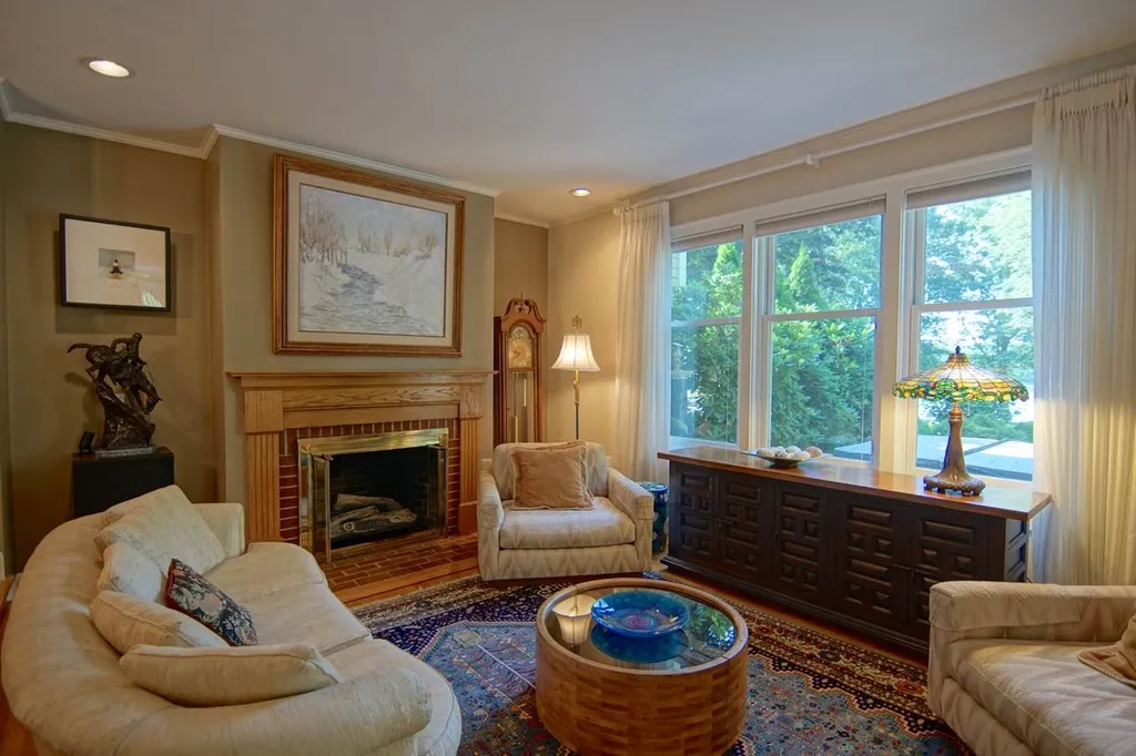 579 Sagamore Avenue Portsmouth NH 03801
