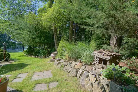 579 Sagamore Avenue Portsmouth NH 03801