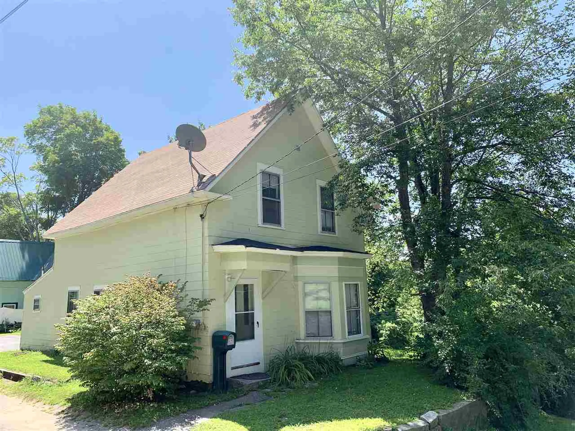24 Russell Street Franklin NH 03235