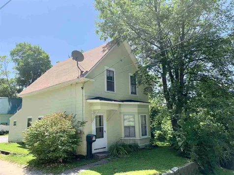 24 Russell Street Franklin NH 03235