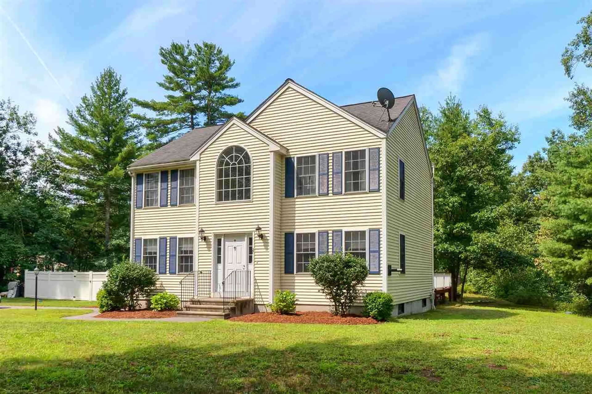 27 Simpson Mill Road Pelham NH 03076
