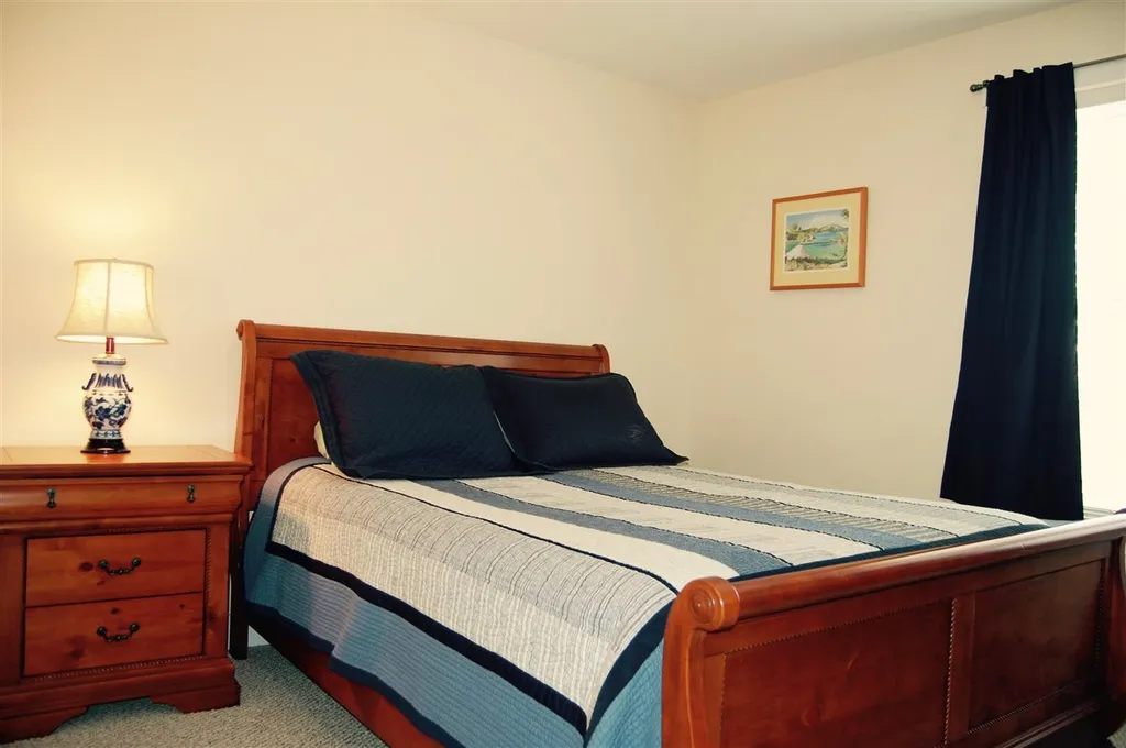 24 Amber Way Warren VT 05674