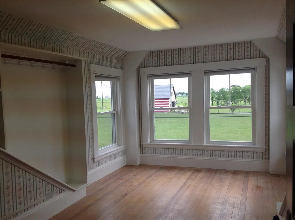 63 Atlantic Avenue North Hampton NH 03862