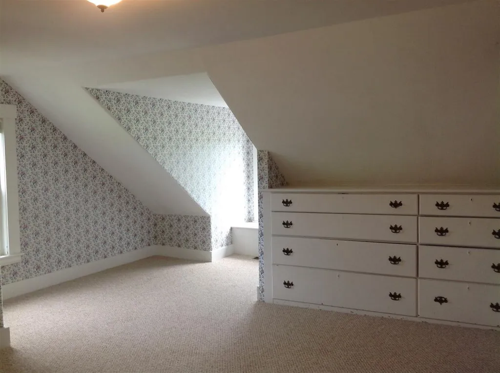63 Atlantic Avenue North Hampton NH 03862