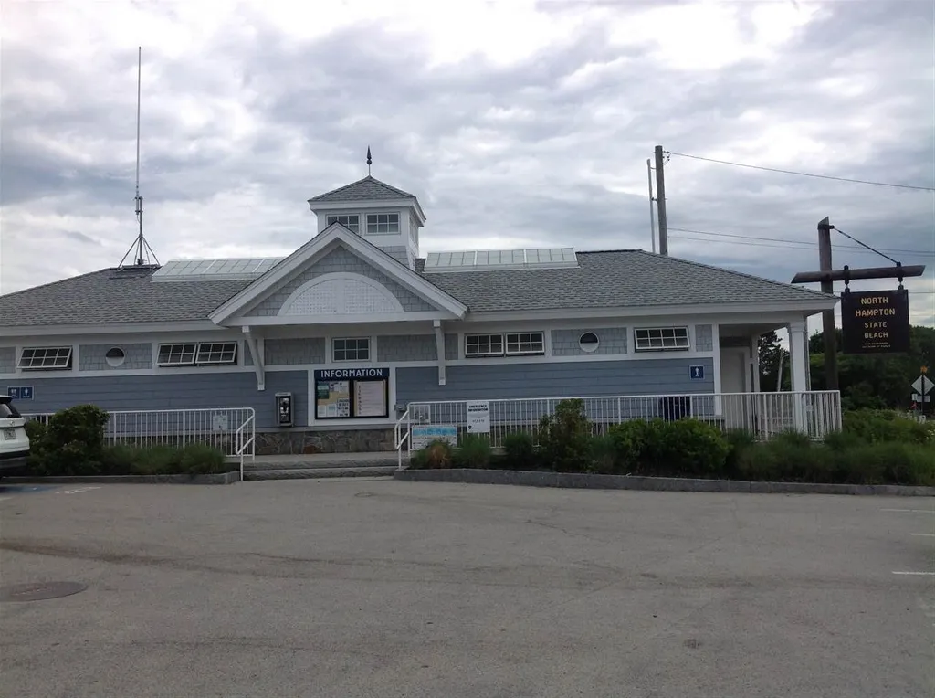 63 Atlantic Avenue North Hampton NH 03862