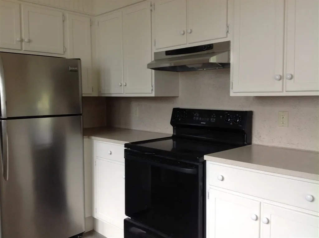 63 Atlantic Avenue North Hampton NH 03862