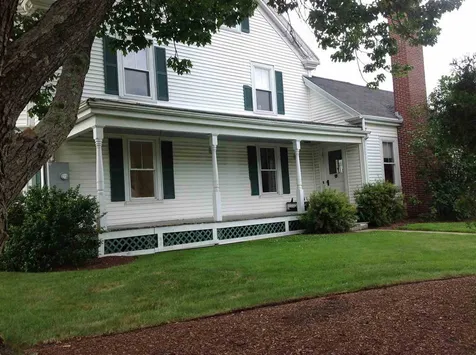 63 Atlantic Avenue North Hampton NH 03862