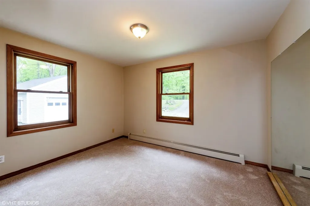 9 Merrill Lane Newmarket NH 03857