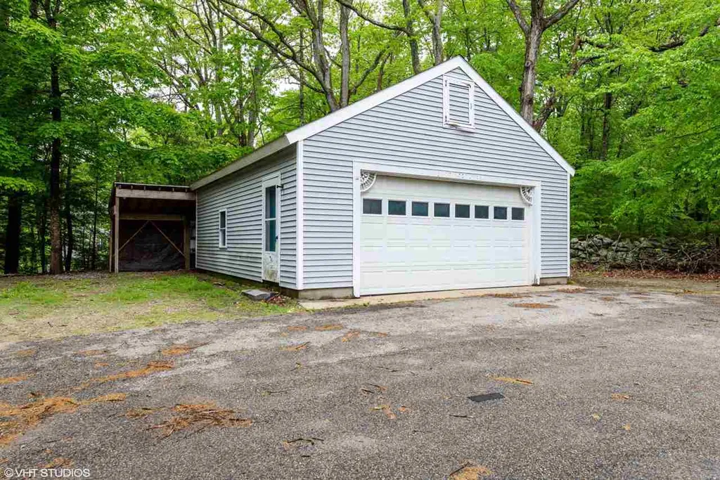 9 Merrill Lane Newmarket NH 03857