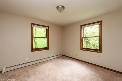 9 Merrill Lane Newmarket NH 03857