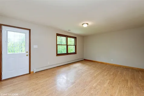 9 Merrill Lane Newmarket NH 03857