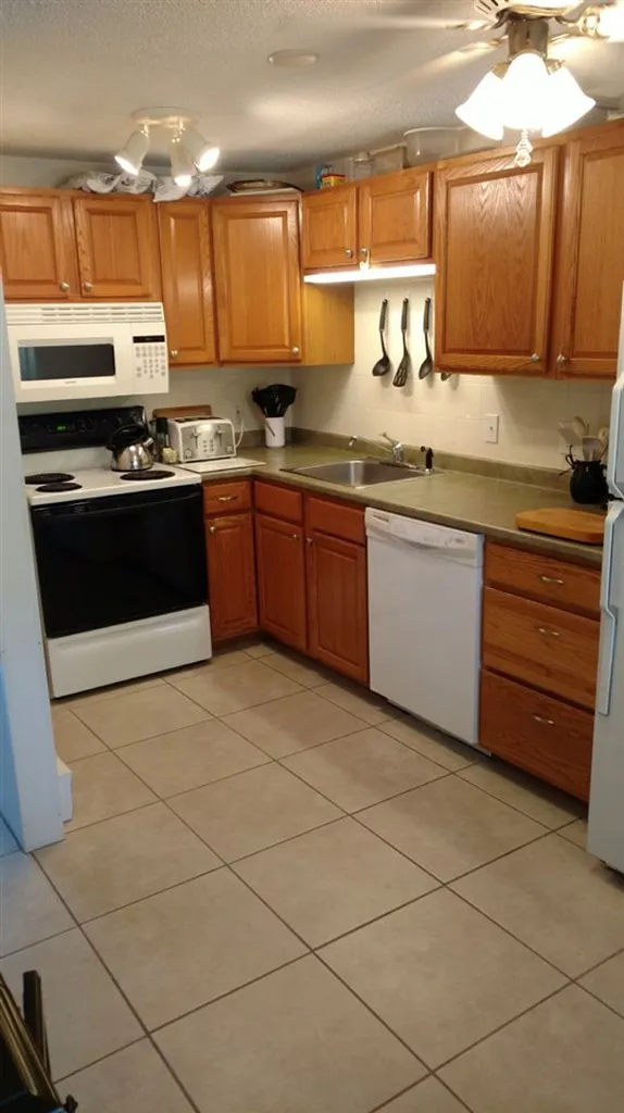 792 Court Street Keene NH 03431