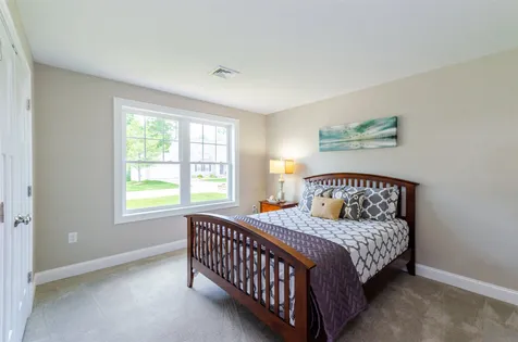 3 Myles Drive Derry NH 03038