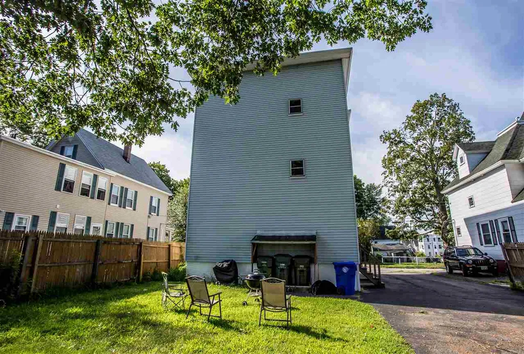 378 Myrtle Street Manchester NH 03104