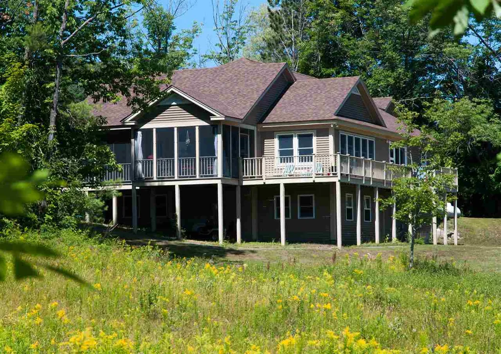 30 Carter Road New London NH 03257