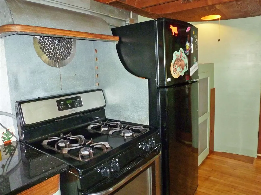 16 Dimetro Road Warren VT 05674