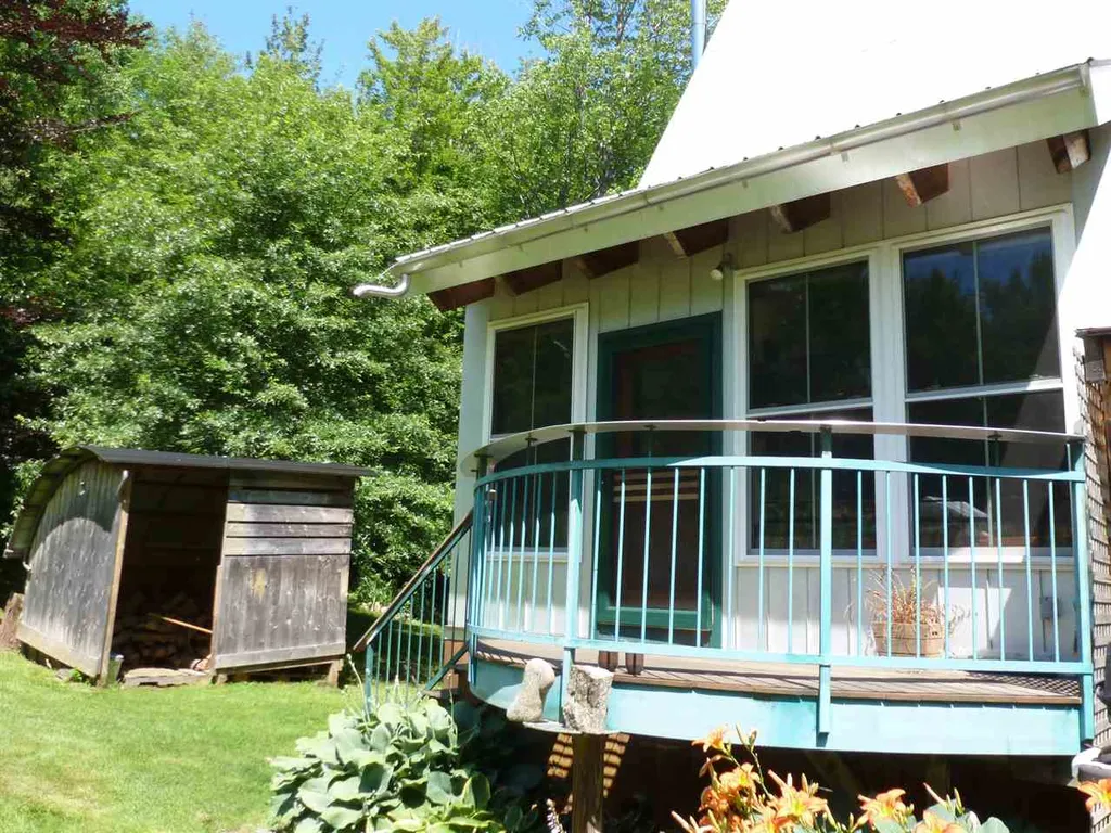 16 Dimetro Road Warren VT 05674