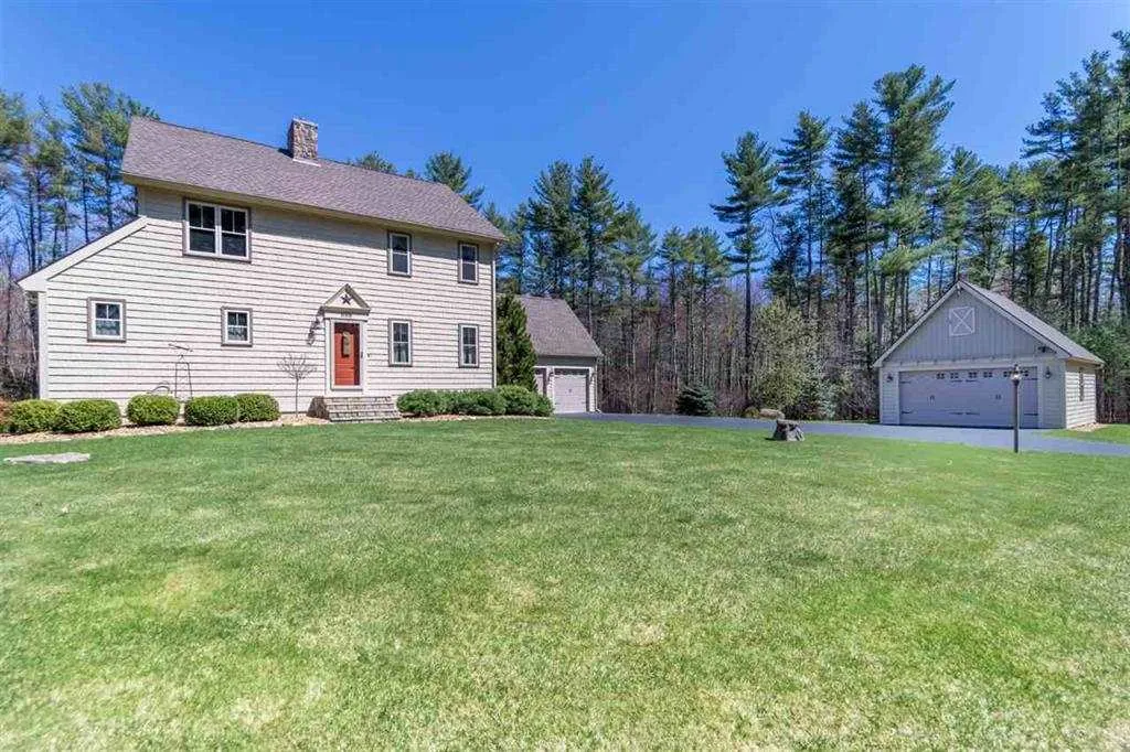 888 Mcintyre Road Newington NH 03801