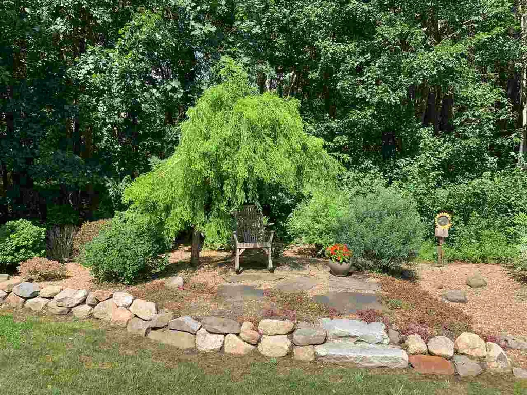 888 Mcintyre Road Newington NH 03801