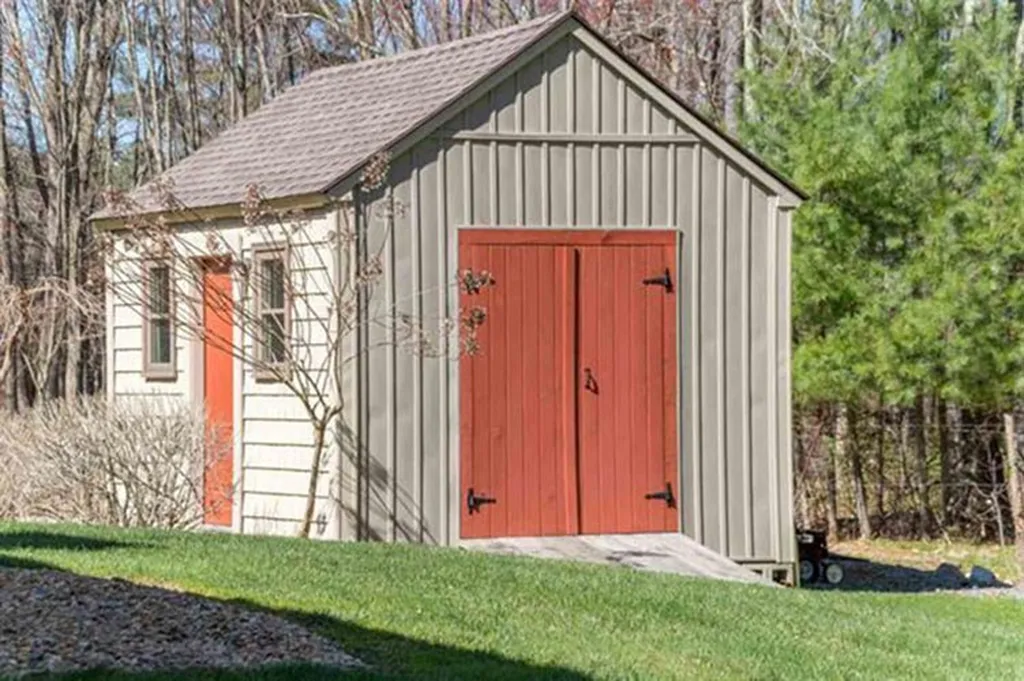 888 Mcintyre Road Newington NH 03801