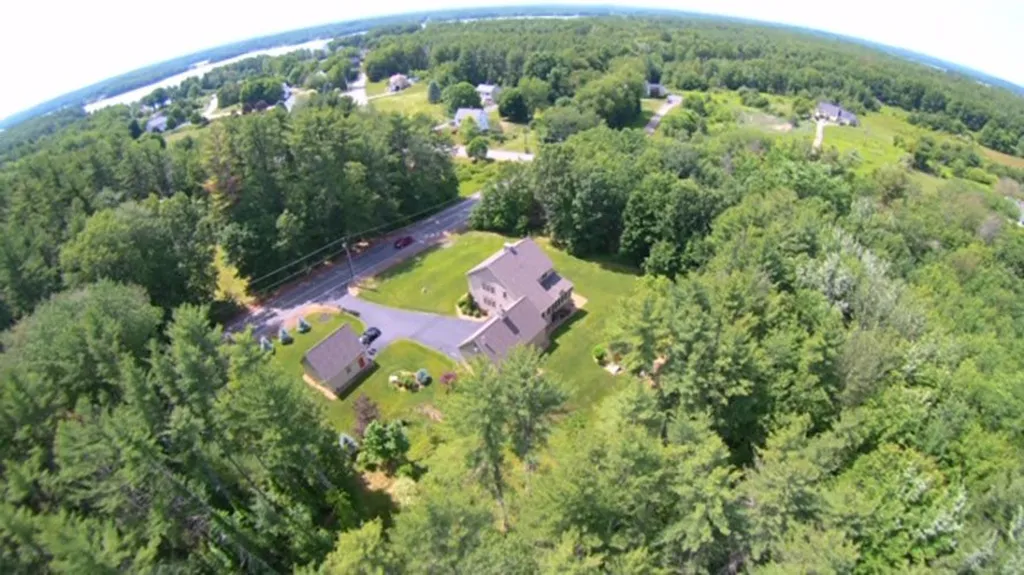 888 Mcintyre Road Newington NH 03801