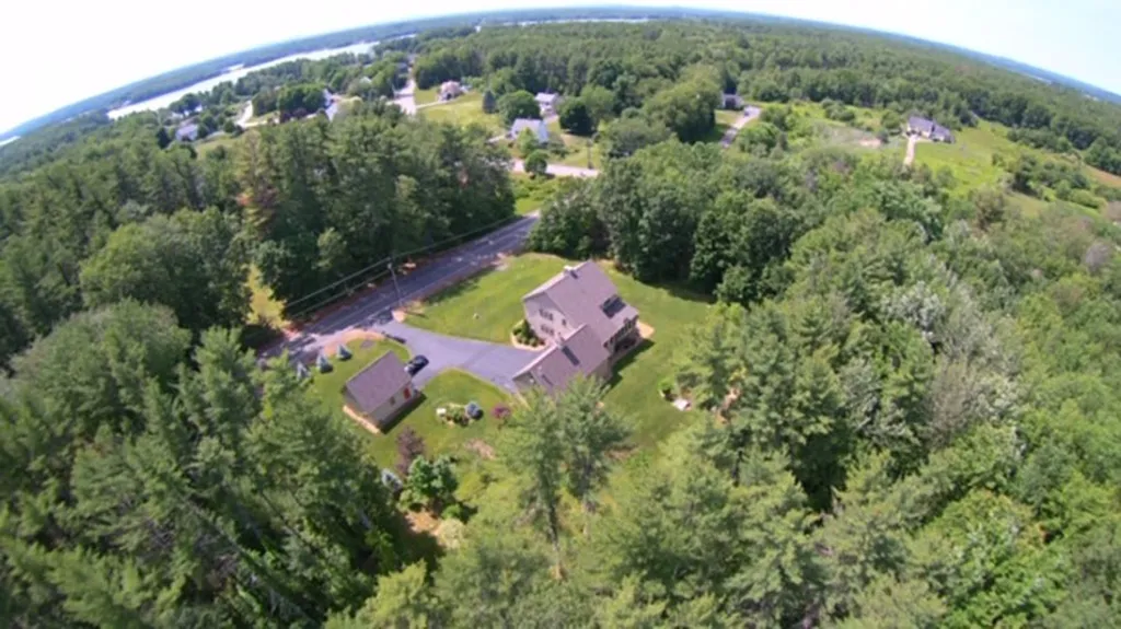 888 Mcintyre Road Newington NH 03801