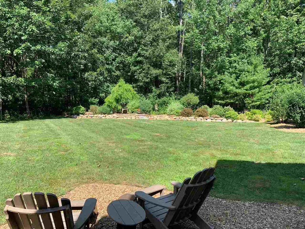 888 Mcintyre Road Newington NH 03801