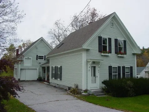 28 Central Street Sunapee NH 03782