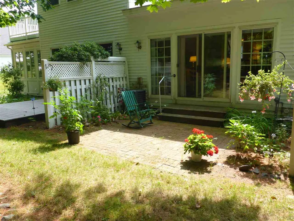 47 Windsor Court Keene NH 03431